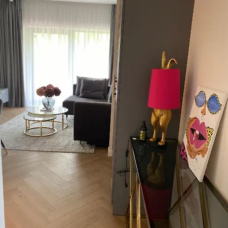 Prie Juros, Vanagupes Apartmentai *